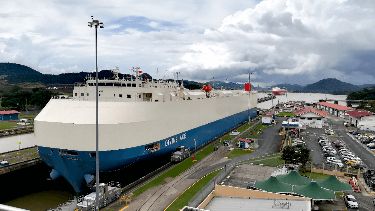nach der Firmennachfolge nach Panama